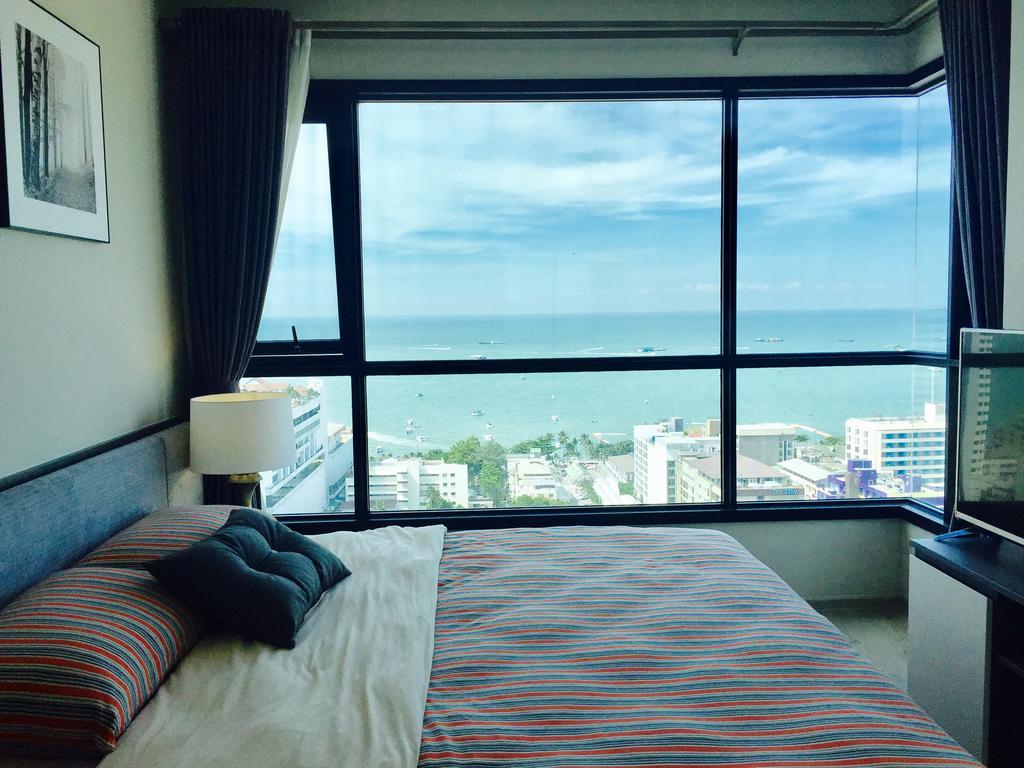 Base Central Pattaya By Alex Exterior photo