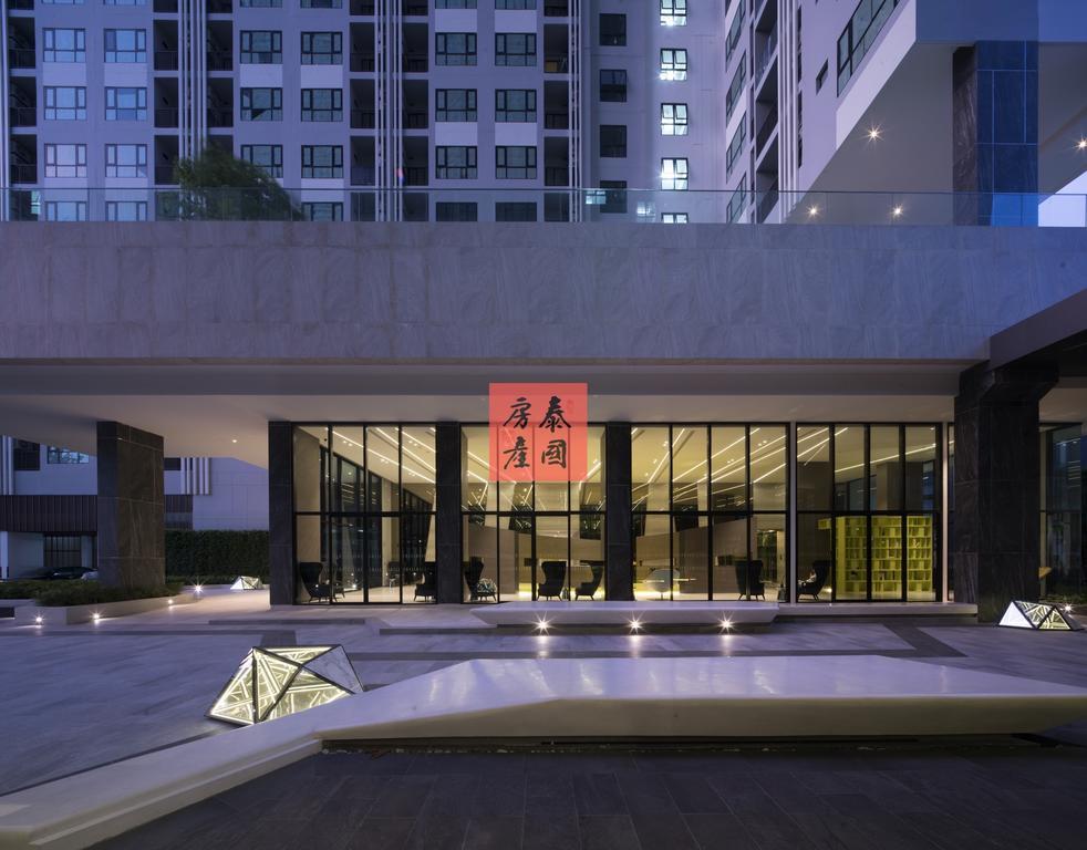 Base Central Pattaya By Alex Exterior photo