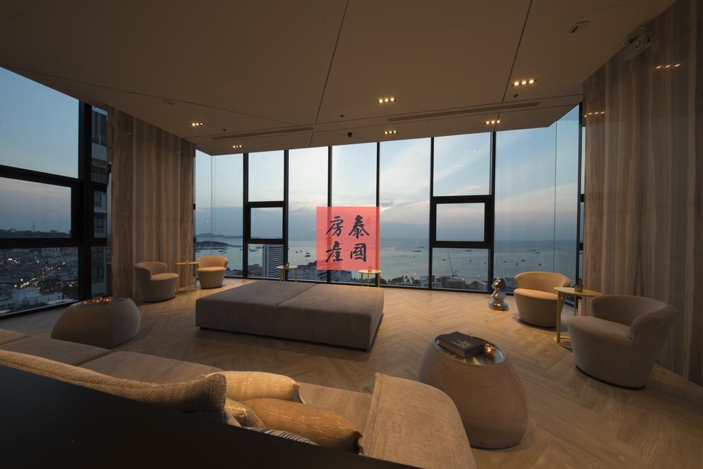 Base Central Pattaya By Alex Exterior photo