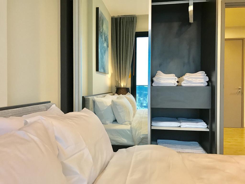 Base Central Pattaya By Alex Exterior photo