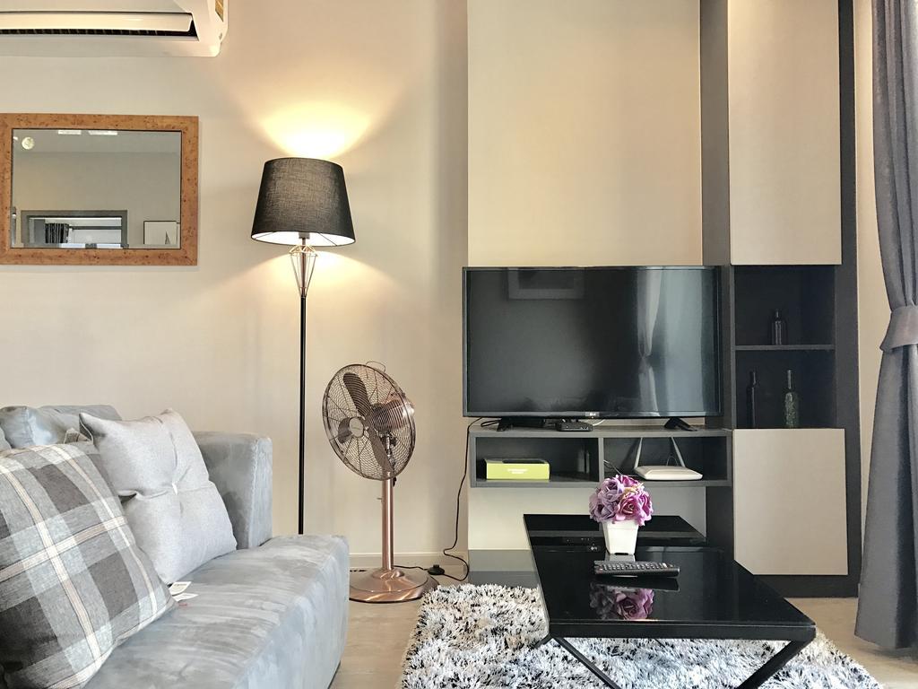 Base Central Pattaya By Alex Exterior photo