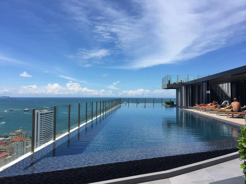 Base Central Pattaya By Alex Exterior photo